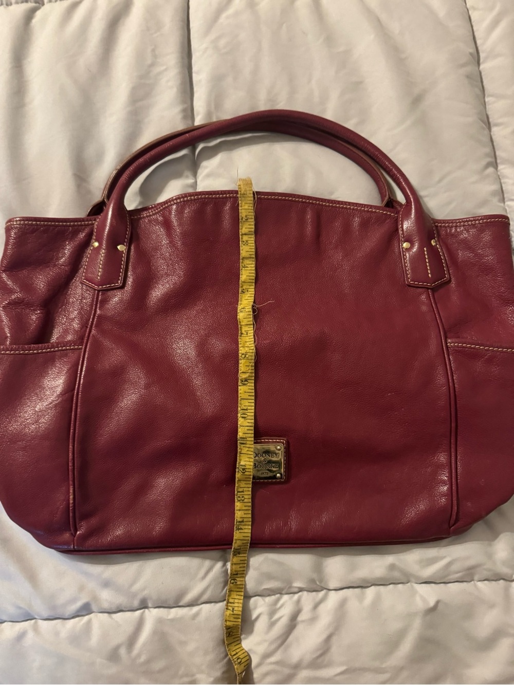 Dooney & Bourke Burgundy Leather weekender 22in by 16in - Picture 11 of 12